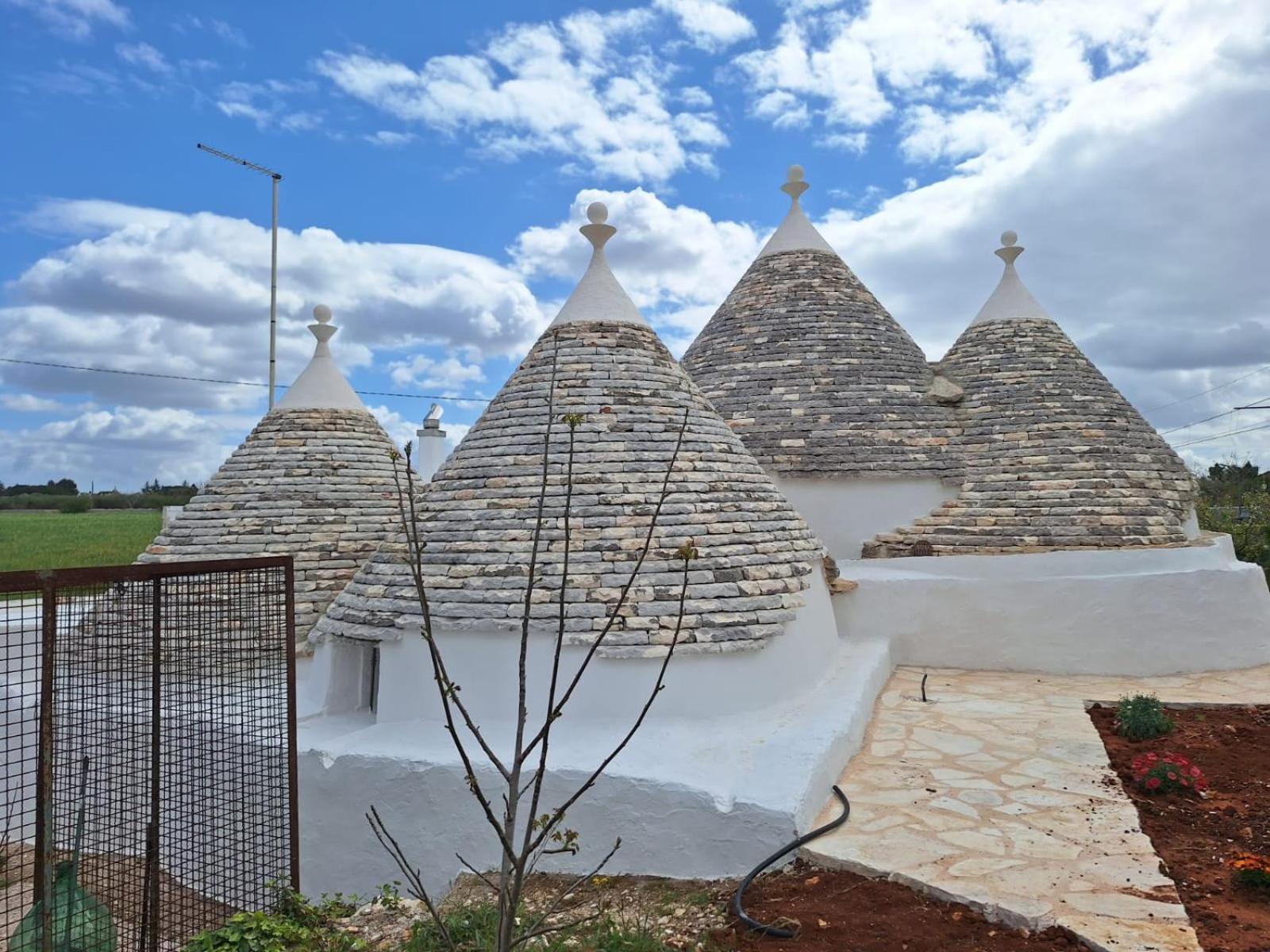 Trullo Masiello Путиняно Екстериор снимка